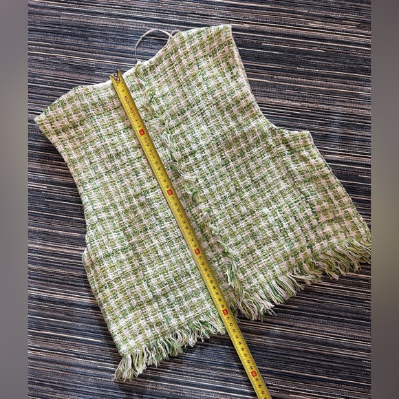 ZARA Green /White Cotton Tweed Vest Crop Top with Gold Tone Buttons Size US M - Picture 4 of 5